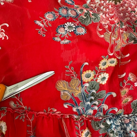 Tianello floral Print Blouse size Large - Picture 10 of 12